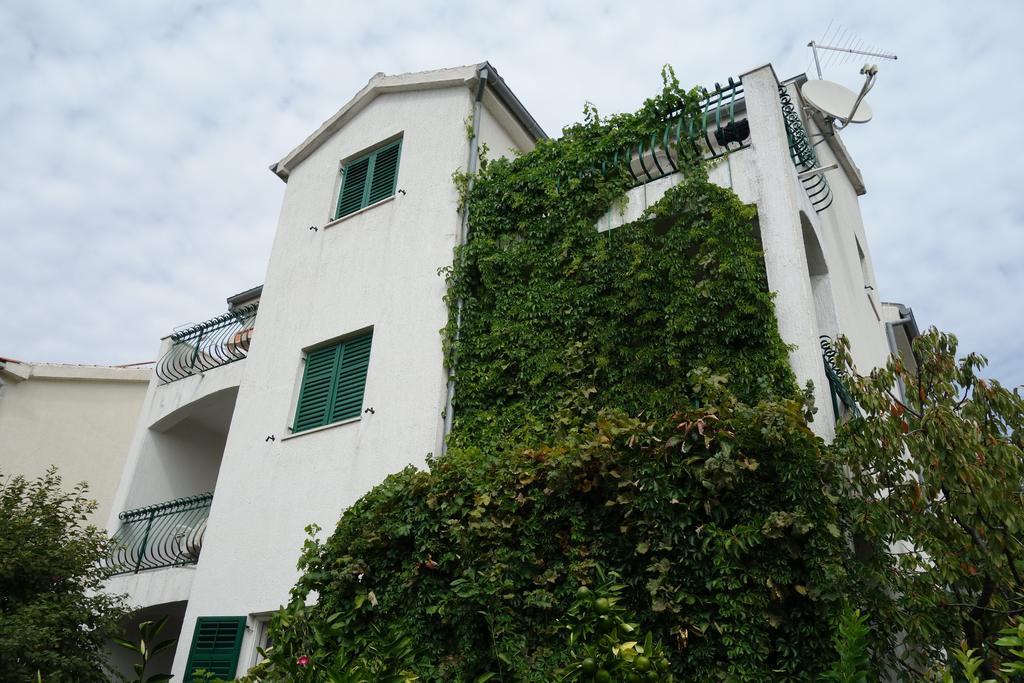 Apartments Nada Vodice Phòng bức ảnh