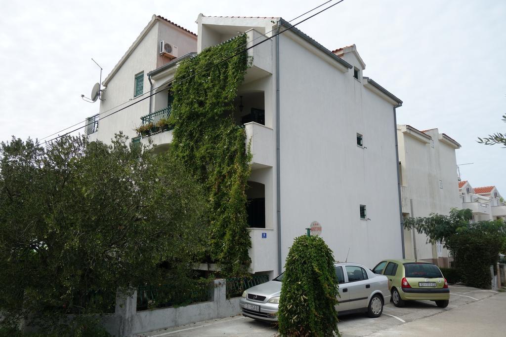 Apartments Nada Vodice Phòng bức ảnh