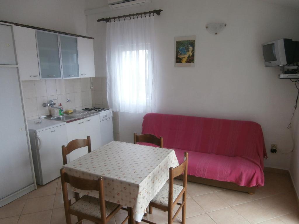 Apartments Nada Vodice Phòng bức ảnh