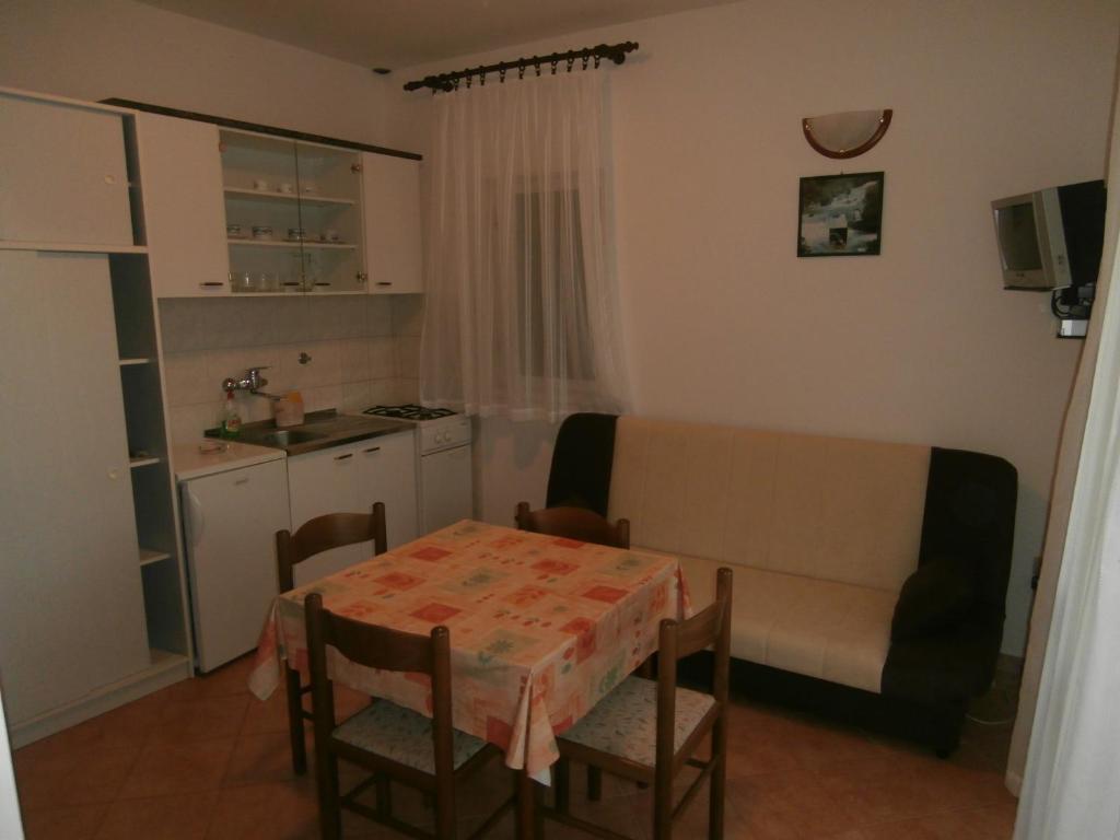 Apartments Nada Vodice Phòng bức ảnh